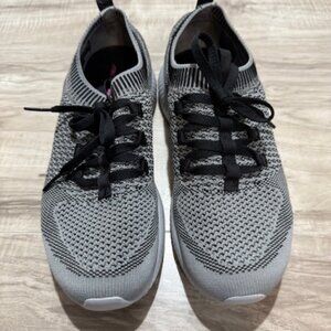 Skechers Women's Memory Form Slip-on Sneakers - Size 7.5